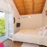 Peaceful House In Nature Nearby National Park Krka Bristane