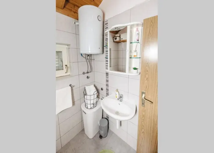 Peaceful House In Nature Nearby National Park Krka Holiday home Bristane