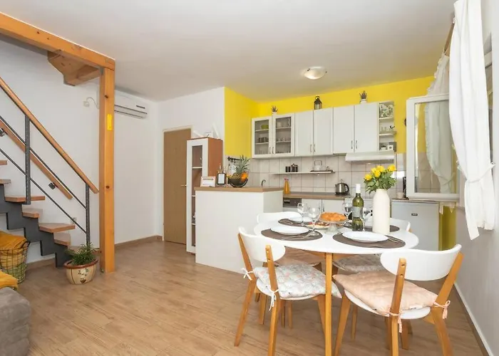 Peaceful House In Nature Nearby National Park Krka Holiday home Bristane