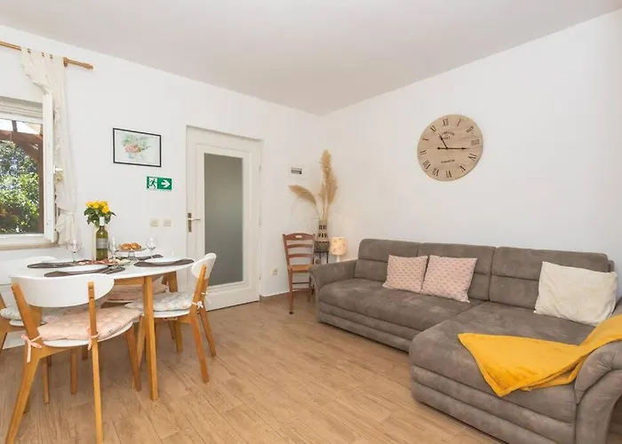 Peaceful House In Nature Nearby National Park Krka *